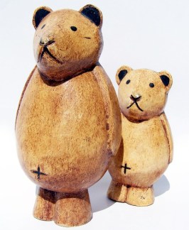 in-mama-bear-s-shadow-1316442-639x616