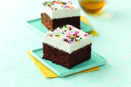 retina_hungry-girl-healthy-brownie-bottomed-ice-cream-cake-recipe-20190703-1630-31216-1862